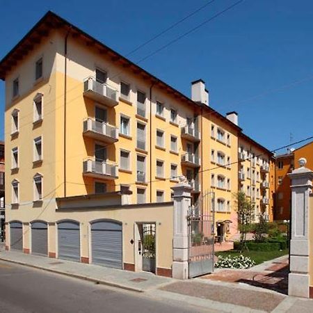 볼로냐 Residenza Carracci 아파트 호텔 외부 사진