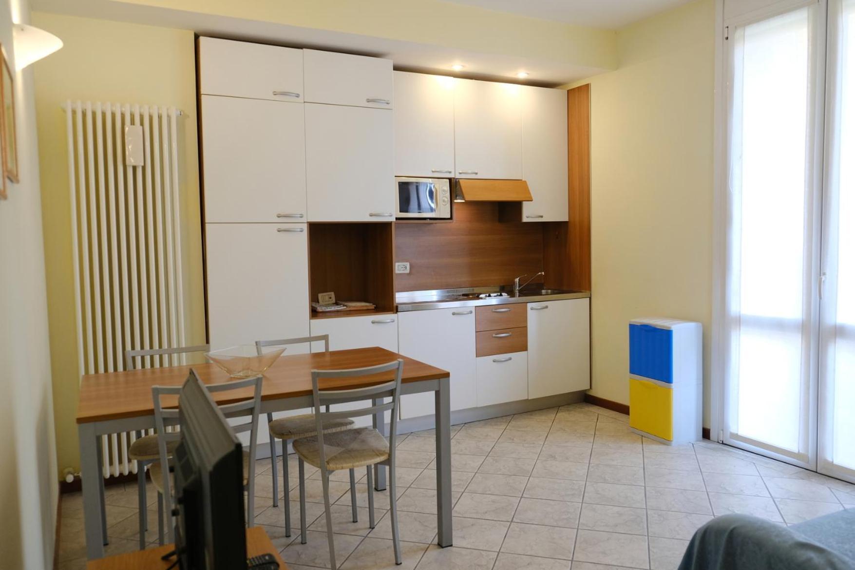 볼로냐 Residenza Carracci 아파트 호텔 외부 사진