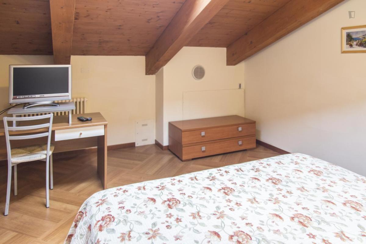 볼로냐 Residenza Carracci 아파트 호텔 외부 사진